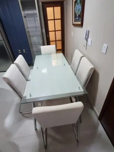 Mesa de Jantar de Vidro - 6 lugares