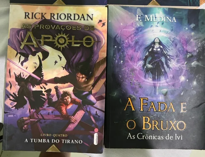 Coleção de livros científicos 