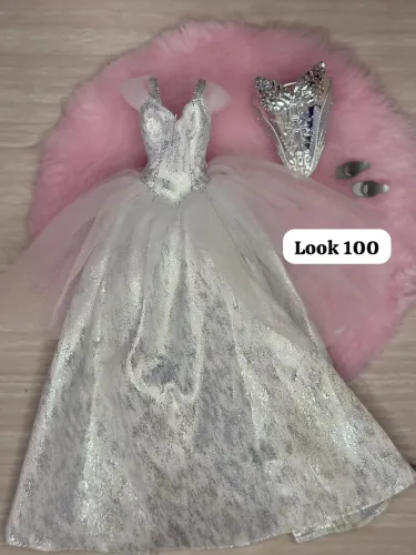 Barbie look holiday