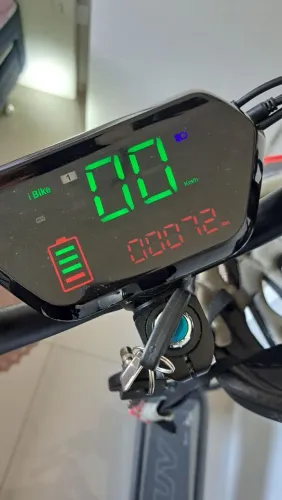 Patinete Elétrico MUV (Baixo km)