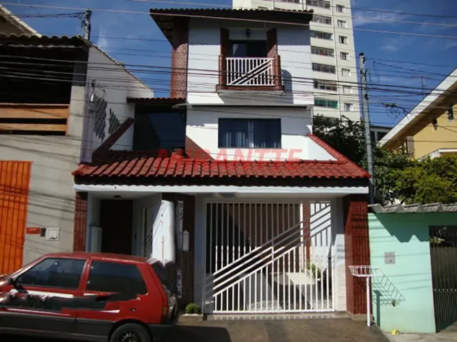 Imóvel para aluguel e venda tem 231 metros quadrados com 3 quartos em Vila Rosália - Guaru