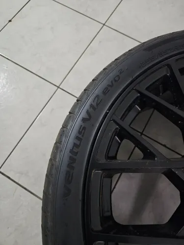 Rodas TSW Sebring aro 19 com pneus