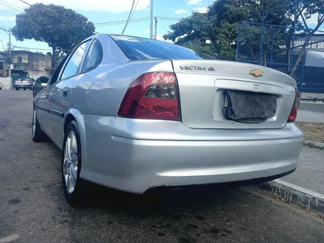 Chevrolet Vectra GL 2.2 / 2.0 MPFI 2001
