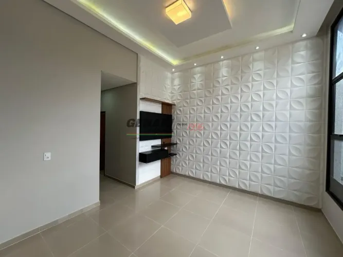 Casa à Venda com 3 Quartos sendo 1 Suíte no Condomínio Vila Ytu Indaiatuba/SP