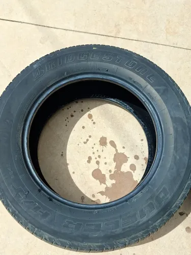 Pneu Bridgestone / Duelar- 265/60 R18 - 110T.