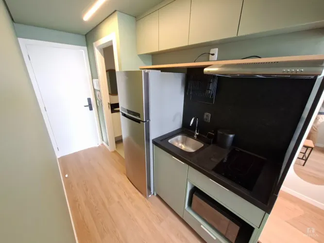 Studio mobiliado para alugar na Trindade