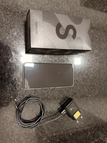 Samsung S22