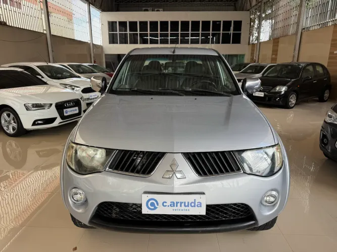 Mitsubishi L200 Triton HPE 3.2 CD TB Int.diesel AUT 2009