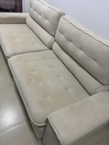 Sofá retrátil e reclinável