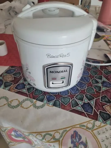 Panela eletrica de arroz mondial 5 xícaras 120,00