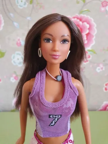 Barbie Cali Girl Lea 2004 