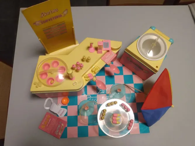Sorveteria Barbie anos 80 completa e raro