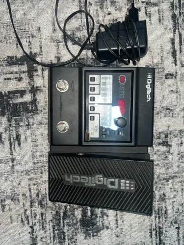Pedaleira Digitech Element XP