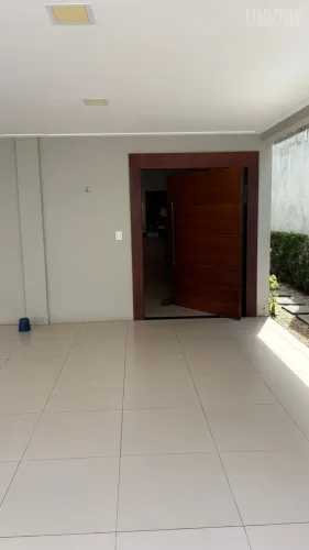Imobiliária Unique Vende: Casa na Vila Neli - Travessa Barão do Triunfo