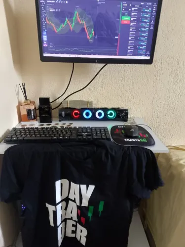 Pc novo na garantia venda imediata. Watsap: 85- *