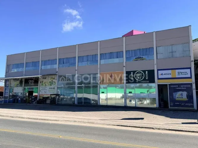 Sala comercial com 80m² no bairro Steffen!!!