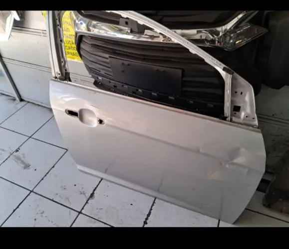 Porta dianteira ford focus 2014/2019 