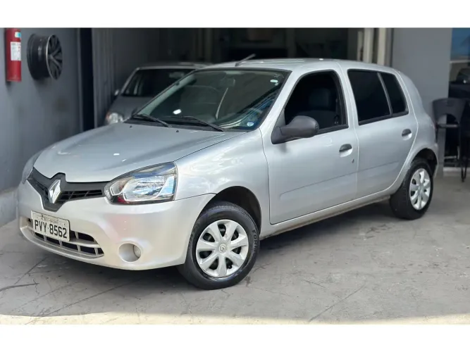 Renault Clio RN/ Expression 1.6 16V 5P 2015