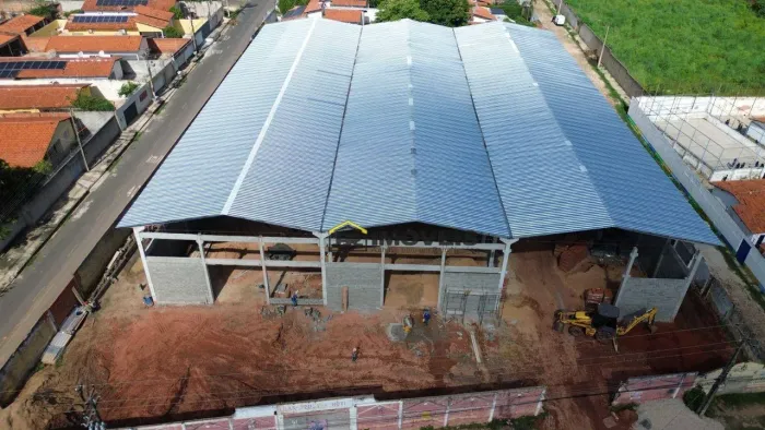 Aluguel de Galpão Industrial Amplo Pé-Direito 8m, Zona Sul
