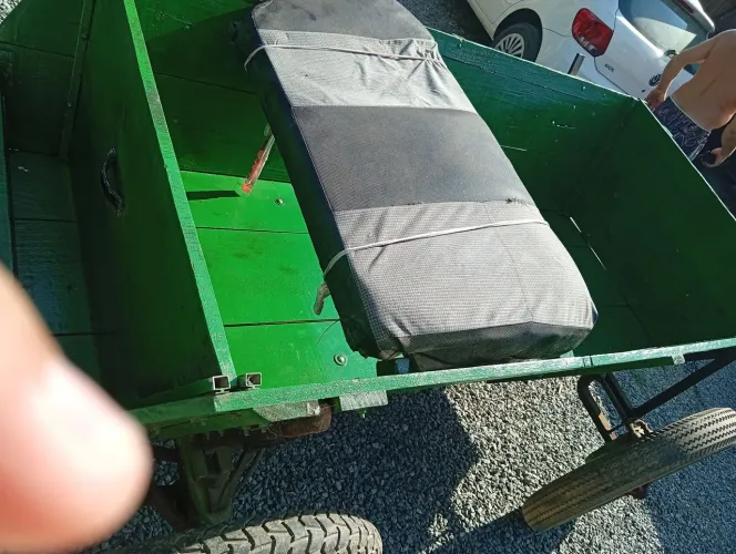 Carroça ,tudo novo só andar