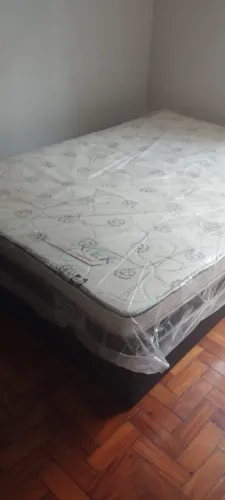 Cama box casal semi nova