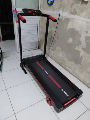 Vendo esteira ergometrica gênis GT500