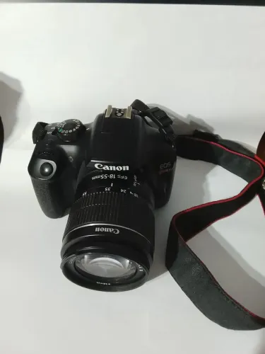 Máquina digital Canon