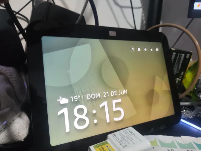 Alexa Echo show 8 3ª geração troco por Nintendo switch 