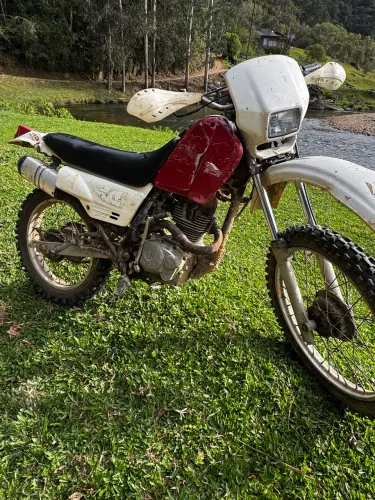 Xlr 125 trilha