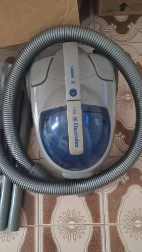 Aspirador de Po Electrolux 220