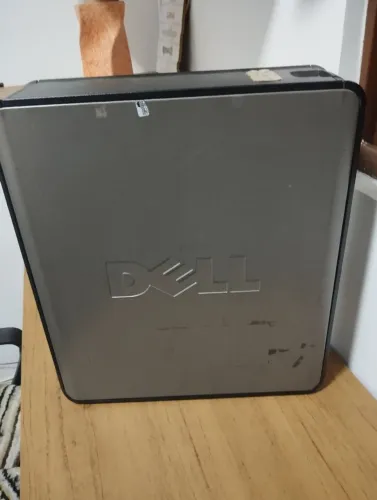 PC Dell com defeito para retirar peças.