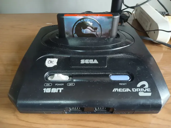MEGA DRIVE 2 COM MORTAL KOMBAT 2