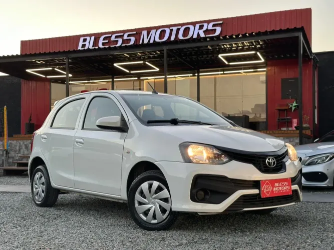Toyota Etios X 1.3 Flex 16V 5P Mec. 2020
