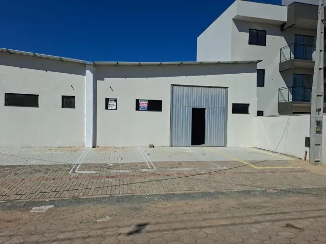 Galpao em Balneário Picarras/sc