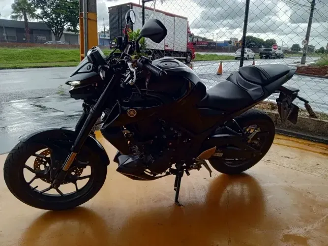 YAMAHA MT-03 ABS 2021 PRETA IMPECÁVEL!