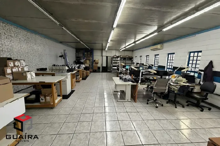 Prédio para aluguel 6 vagas Centro - Diadema - SP