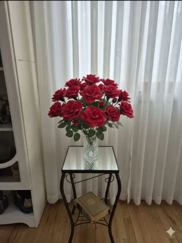 Vaso e flores em eva.