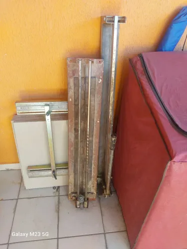 Riscadeira de corta piso