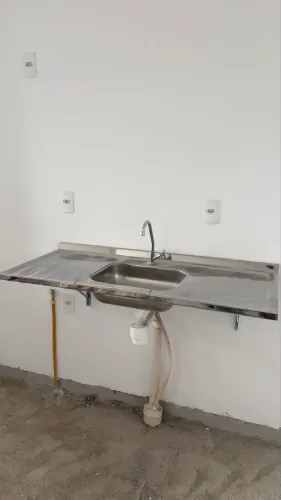 PIA DE COZINHA INOX COM TORNEIRA - NOVA / SEM USO