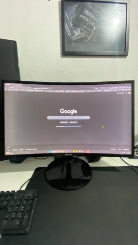 Monitor Curvo Samsung 27" FHD HDMI VGA Freesync