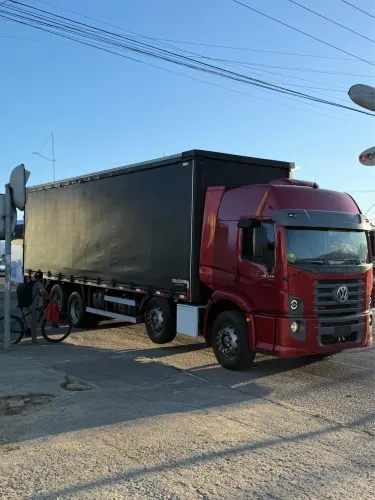 Volkswagen Constellation 30.320 8x2 ? 2023/2024
