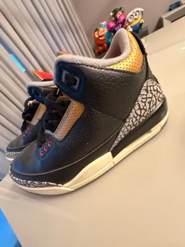 Nike Air Jordan 3 Retro - Tam. 36