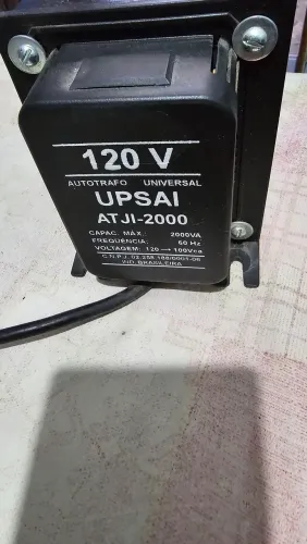 Auto transformador upsai 2000va 110 para 100