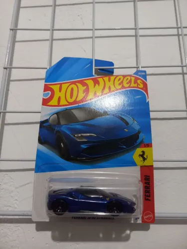 Hot Wheels Ferrari SF90 azul