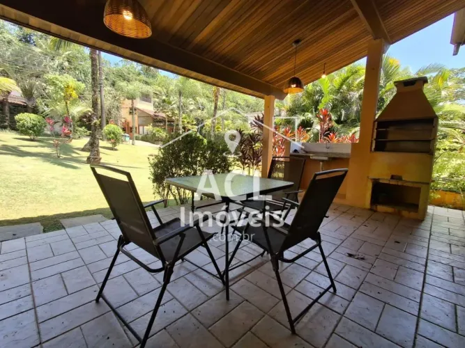 Casa em Paúba | 4 Quartos (1 Suíte) | Condomínio Tranquilo | 400m²