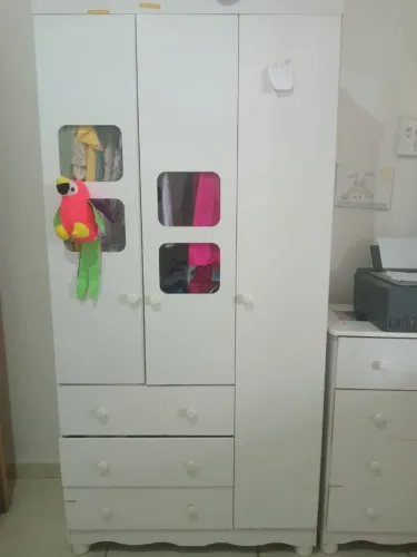 Guarda roupa infantil