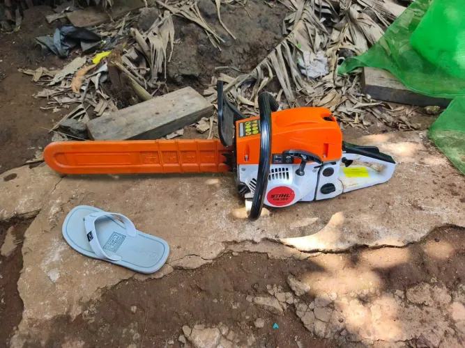 MOTOSSERRA Stihl MS 382