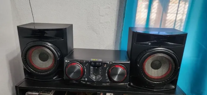 Mini System LG XBoom 440 rms