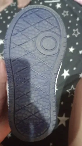 Vendo esses dois tênis.