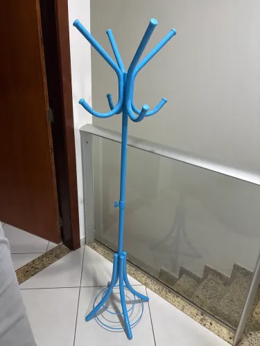 Cabideiro de chão